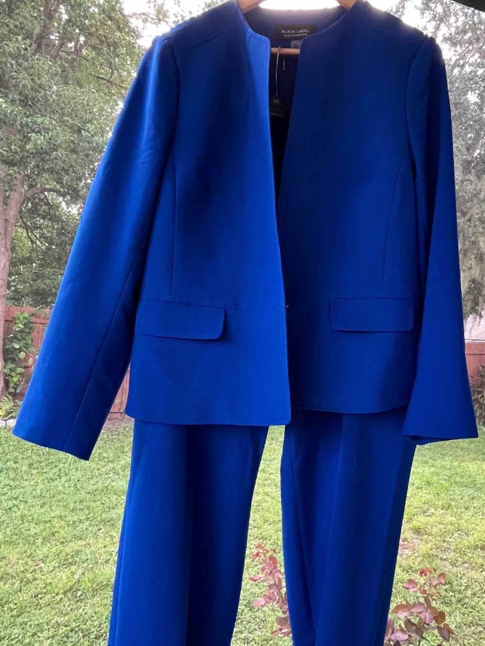Black Label 2 piece royal blue open-front jacket and pants Evan-Picone sz 16